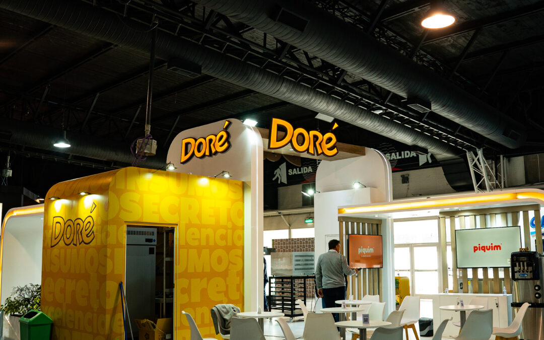 STAND DORÉ